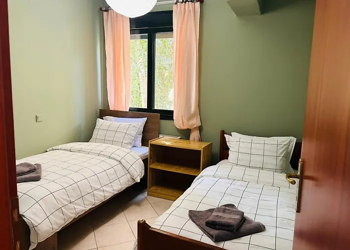 Seaside View , Delta Hospitality شقة *